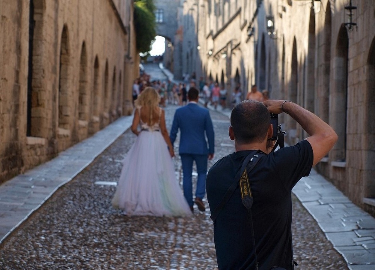 Jak wybrać odpowiedniego fotografa ślubnego?