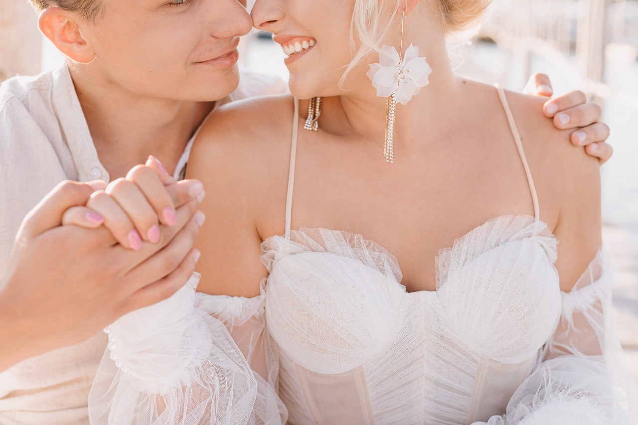 5 nietypowych sposobów na zaproszenia ślubne, które zapadną w pamięć